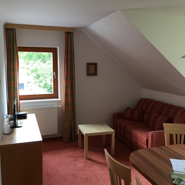 Gasthof Dachsteinblick Stainach Eksteriør billede